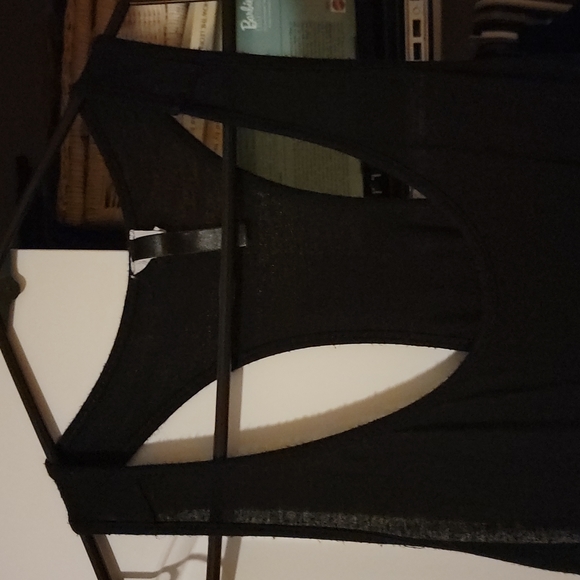 Black Nella Fantasia Elephant Tank - Picture 2 of 8